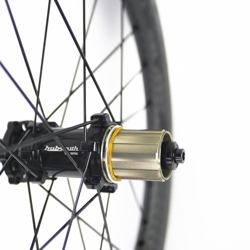 Plume ultra light 18inch 355 carbon wheelset