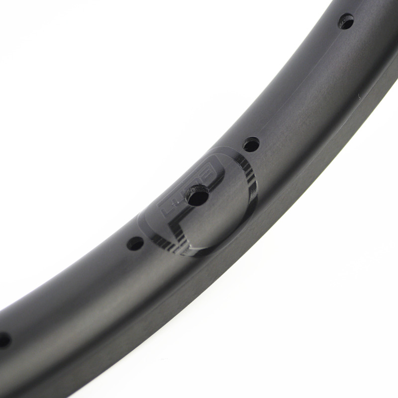 SMC 18inch 355 carbon rim