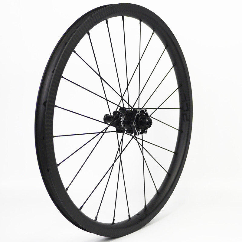 Plume ultra light 20inch 406 carbon wheelset
