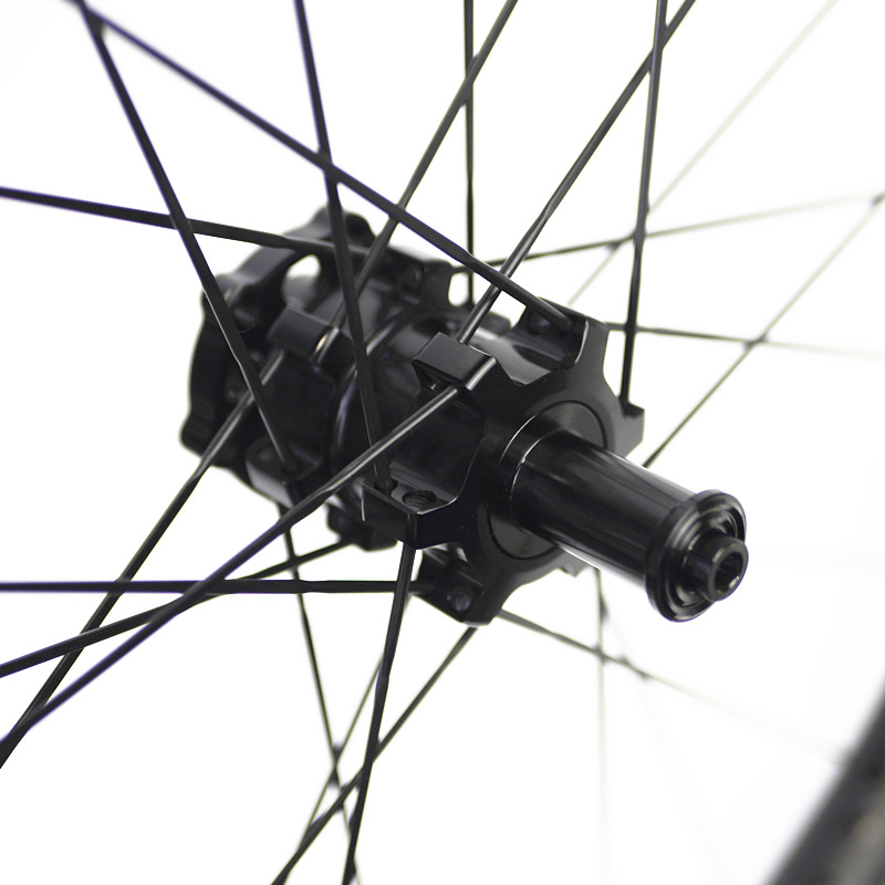 Plume Ultra light 20 inch 406 Carbon Wheels for Disc Brake Plume Ultra light 20 inch 406 Carbon Wheels for Disc Brake