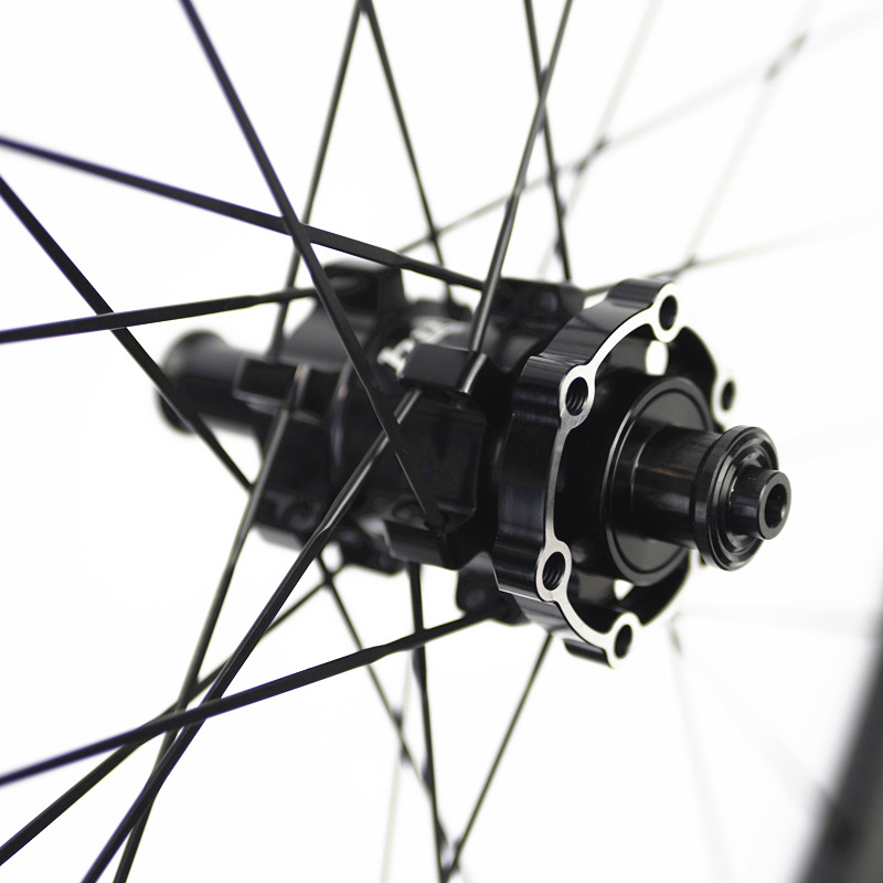 Plume ultra light 20inch 406 carbon wheelset
