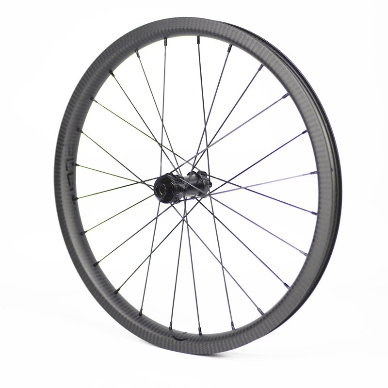 Plume ultra light 20inch 406 carbon wheelset