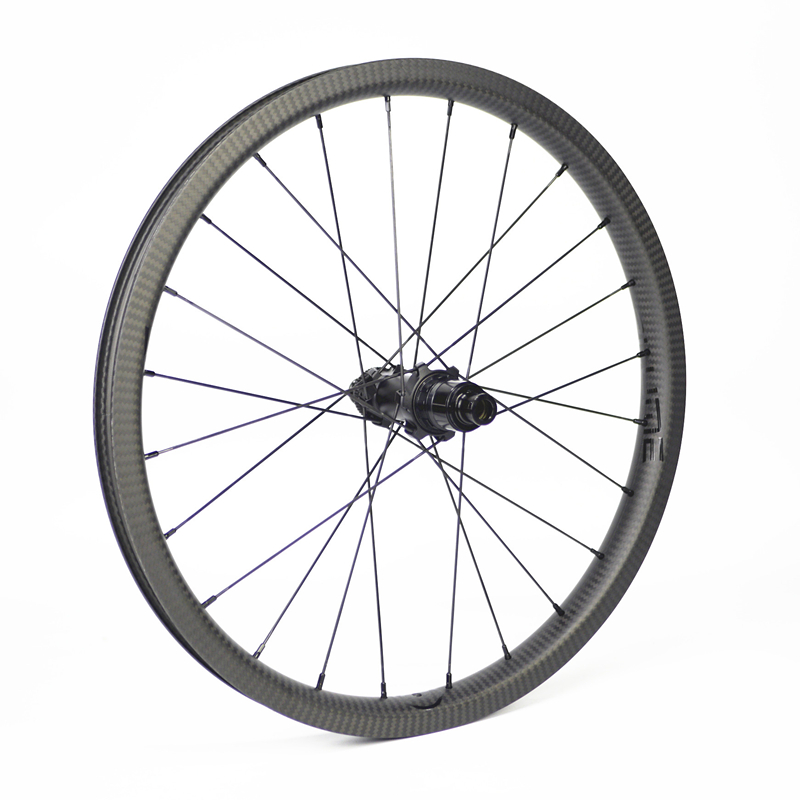 Plume ultra light 20inch 406 carbon wheelset