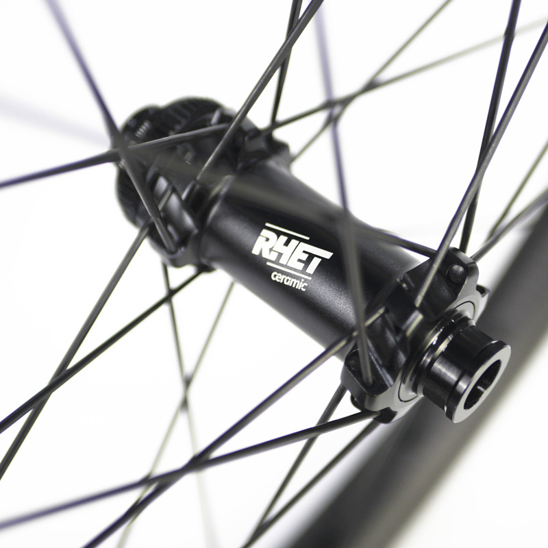 Plume ultra light 20inch 406 carbon wheelset